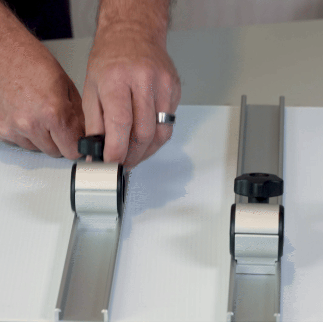 Rail Mounted Carbon Fiber Marine Solar Panel with Aluminum Adjustable Brackets