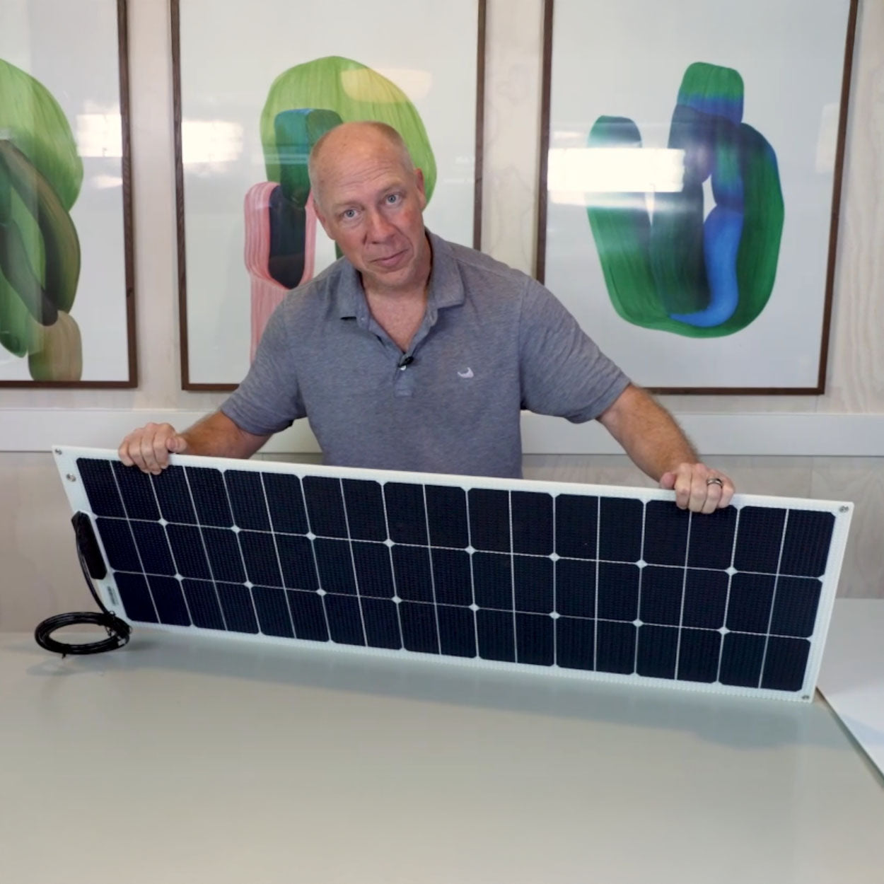 100W Rail Mounted Carbon Fiber Marine Solar Panel with Aluminum Adjustable Brackets