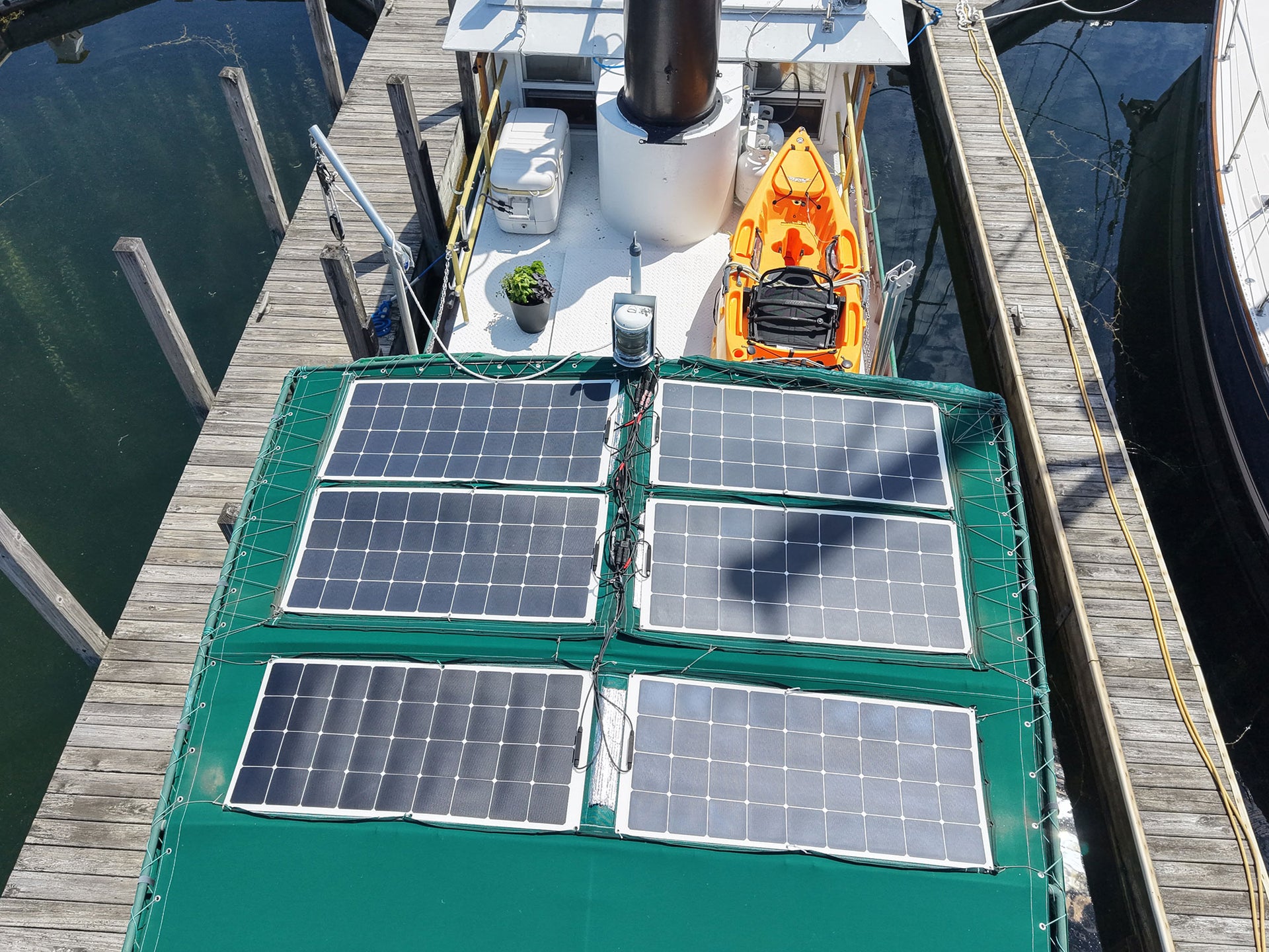 Albin & Co. tugboat with CMP flexible marine solar panels