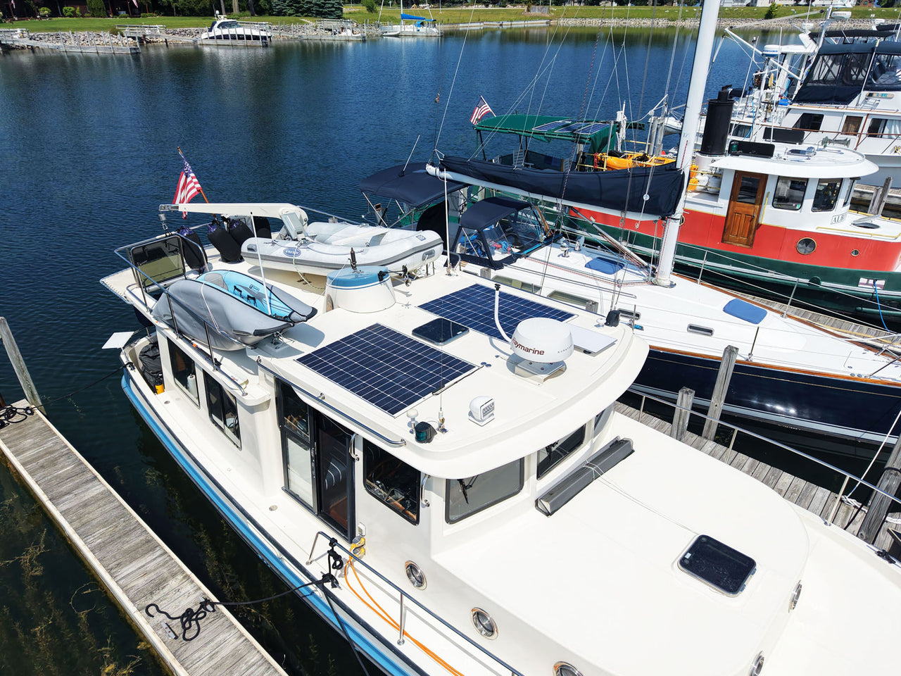 Two 325W walkable marine solar panels installed on Nordig Tug boat