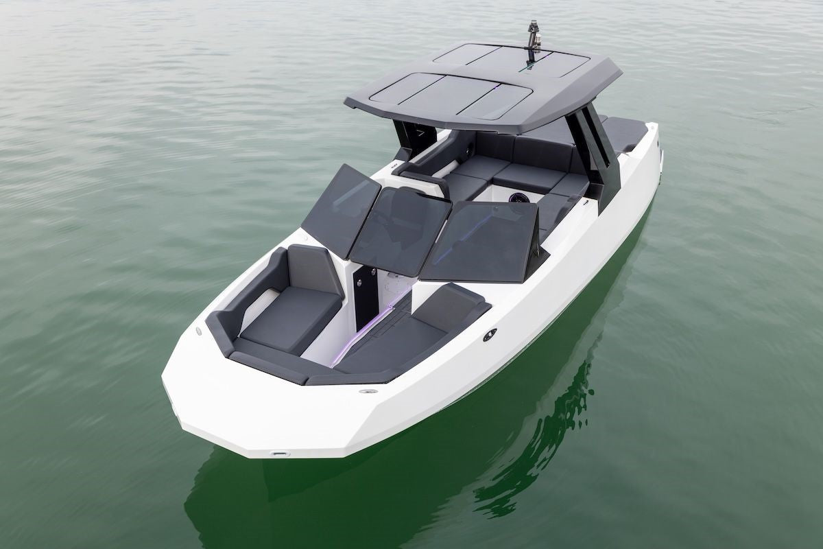 Voltaic Marine AEW24 - Standard Features